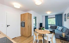 Awanport Rentyear Apartments